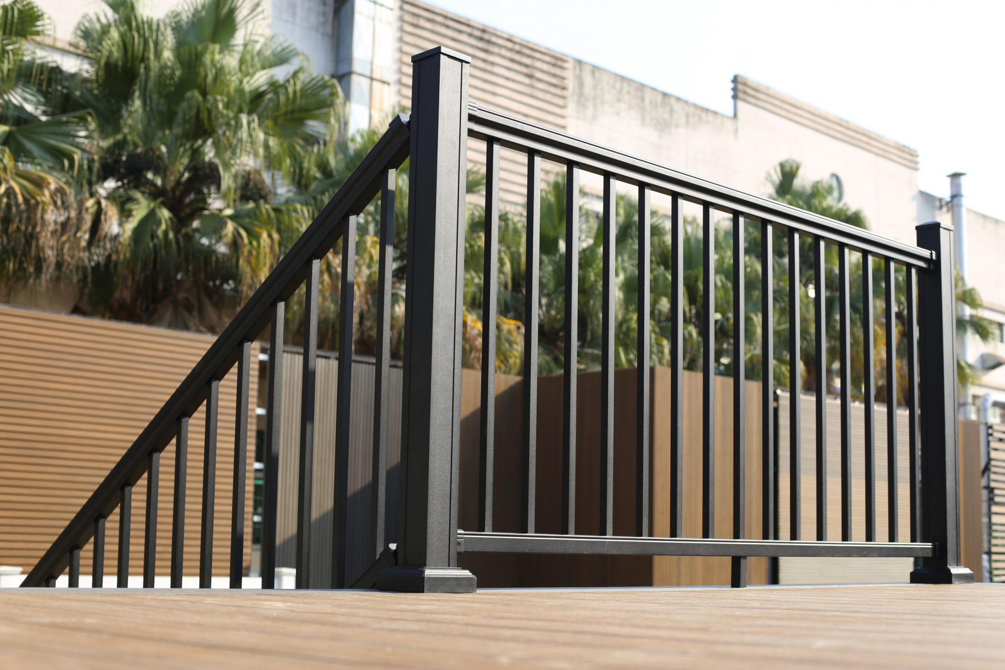 Structural Aluminum Posts Exploring the Popularity of Aluminum Posts in European Aluminum Railings